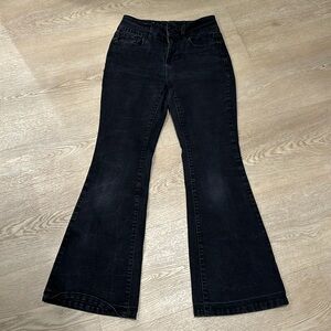 FLARE Black Jeans!